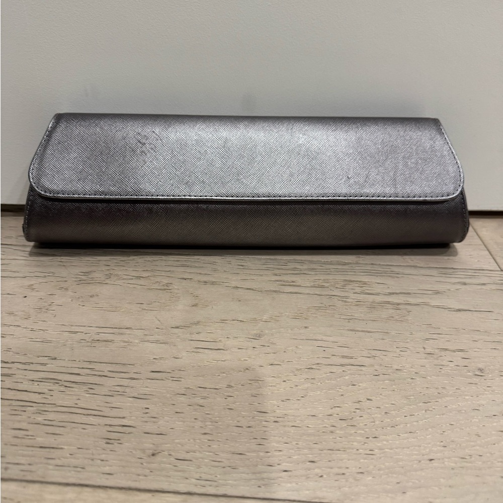 JALDA Elegant Silver Clutch Bag